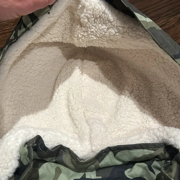 **NWT** Love Tree Hooded Vest - Picture 7 of 9